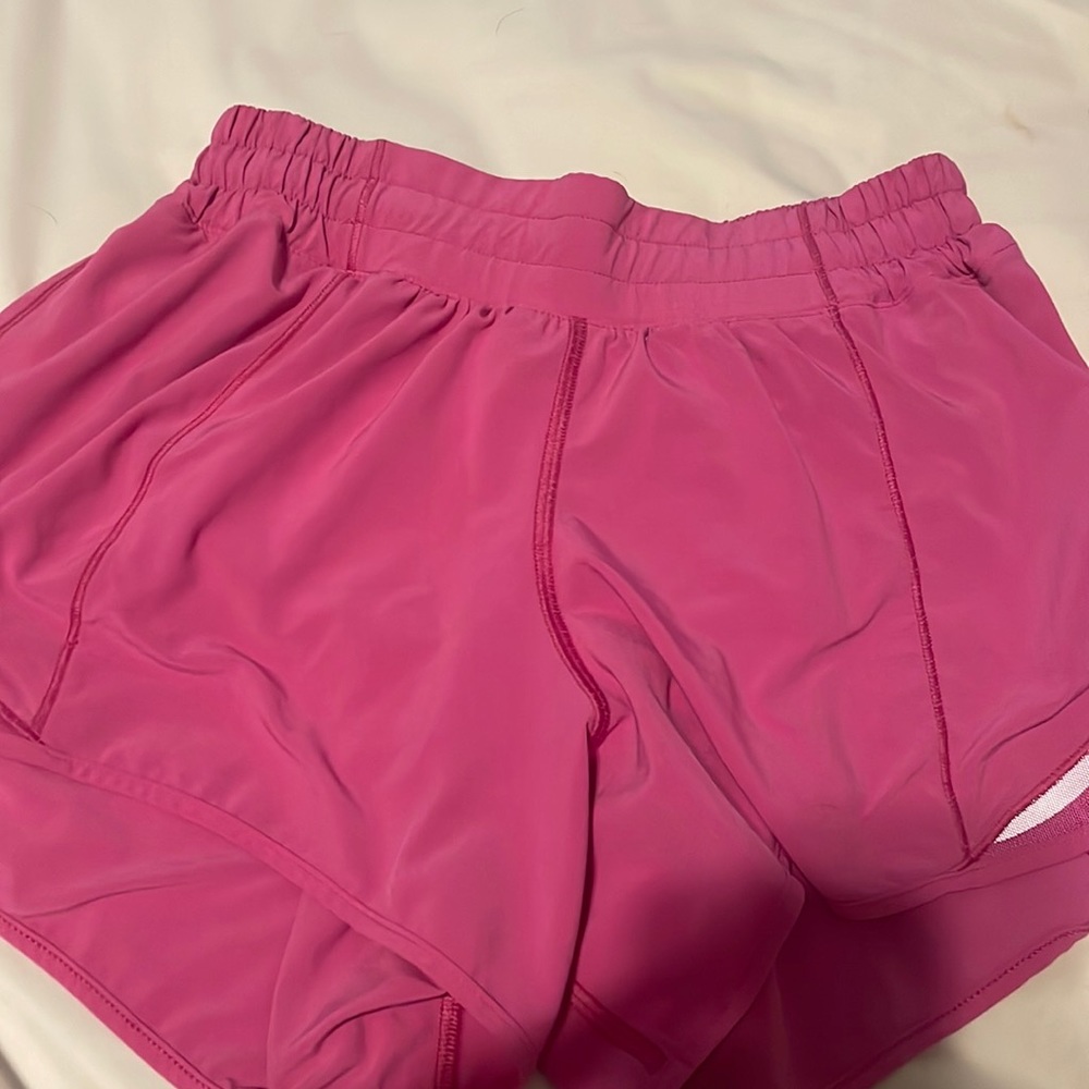 Sonic Pink Hottie Hots 4.5” Size 6